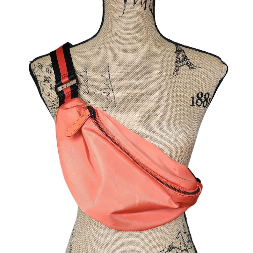 Forever 21 fanny hunter orange